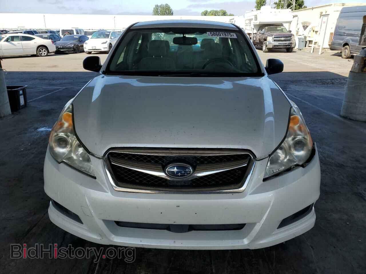 2010 SUBARU LEGACY - VIN: 4S3BMAA67A1217157 - Фото 5