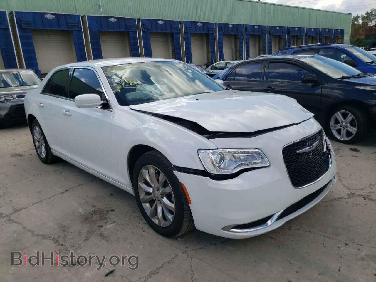 Фотография 2C3CCARG3KH691053 - CHRYSLER 300 2019