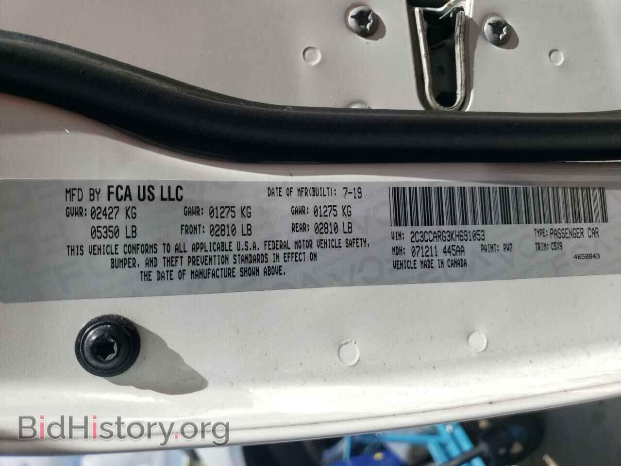 2019 CHRYSLER 300 - VIN: 2C3CCARG3KH691053 - Фото 10