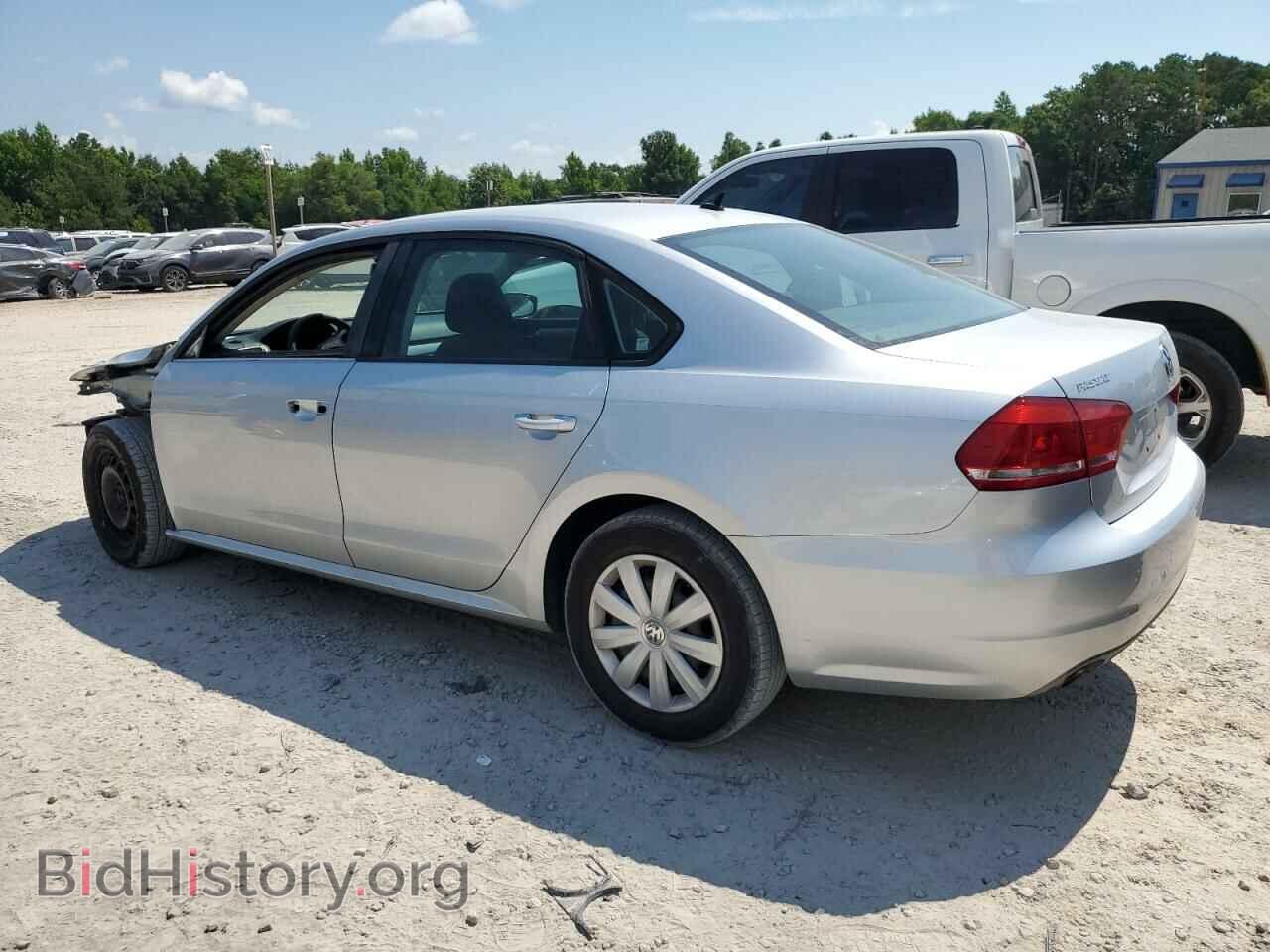 2013 VOLKSWAGEN PASSAT - VIN: 1VWAP7A32DC054158 - Фото 2