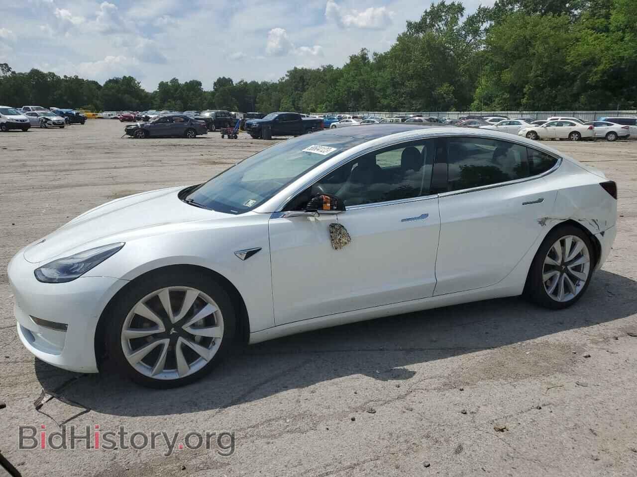 Фотография 5YJ3E1EB1JF185631 - TESLA MODEL 3 2018