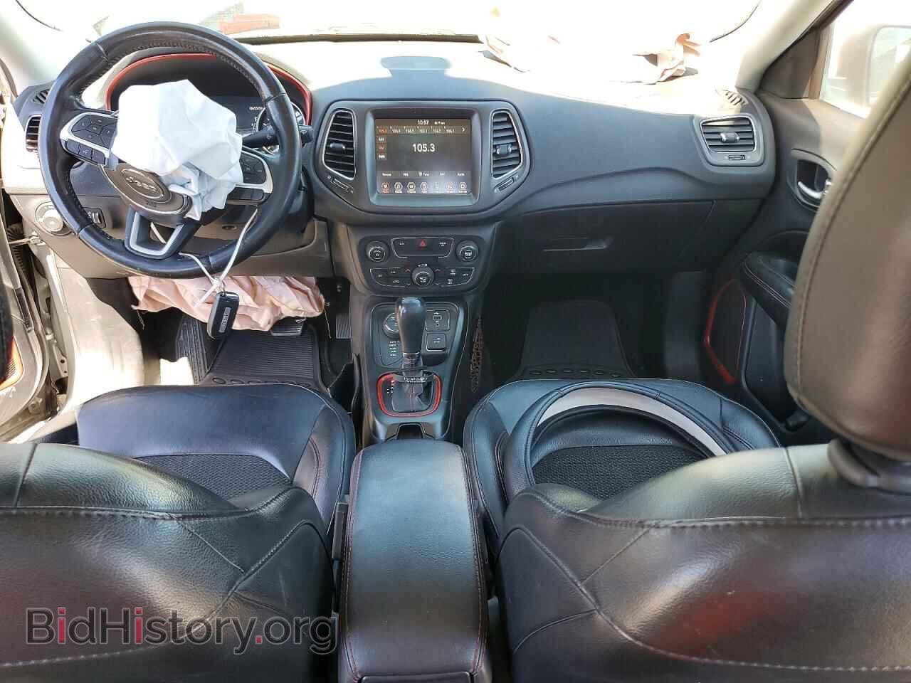 2019 JEEP COMPASS - VIN: 3C4NJDDB6KT786351 - Фото 8