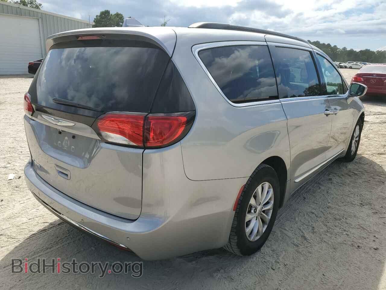 2017 CHRYSLER PACIFICA - VIN: 2C4RC1BG3HR540524 - Фото 4