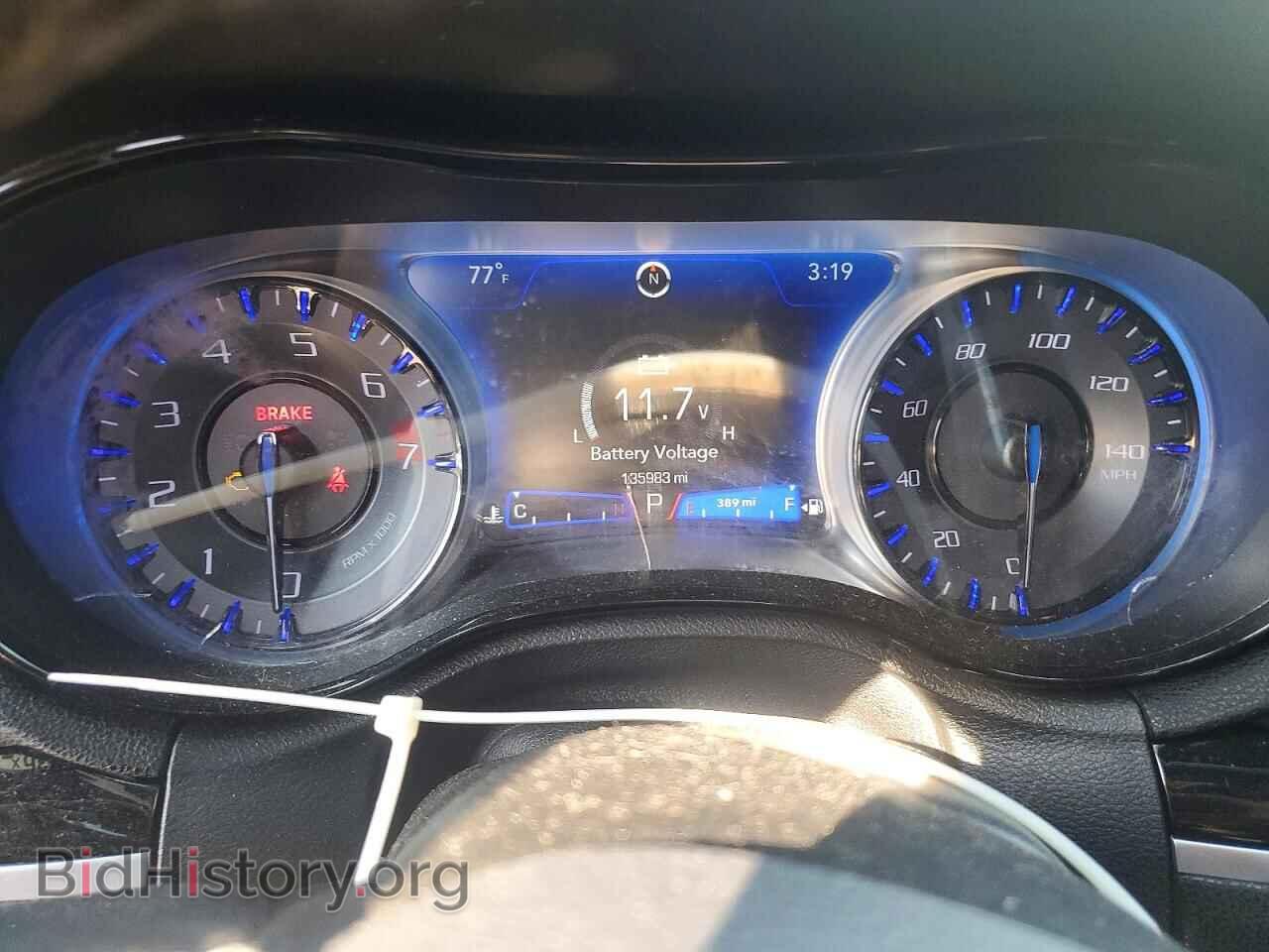 2019 CHRYSLER 300 - VIN: 2C3CCABGXKH689505 - Photo 9
