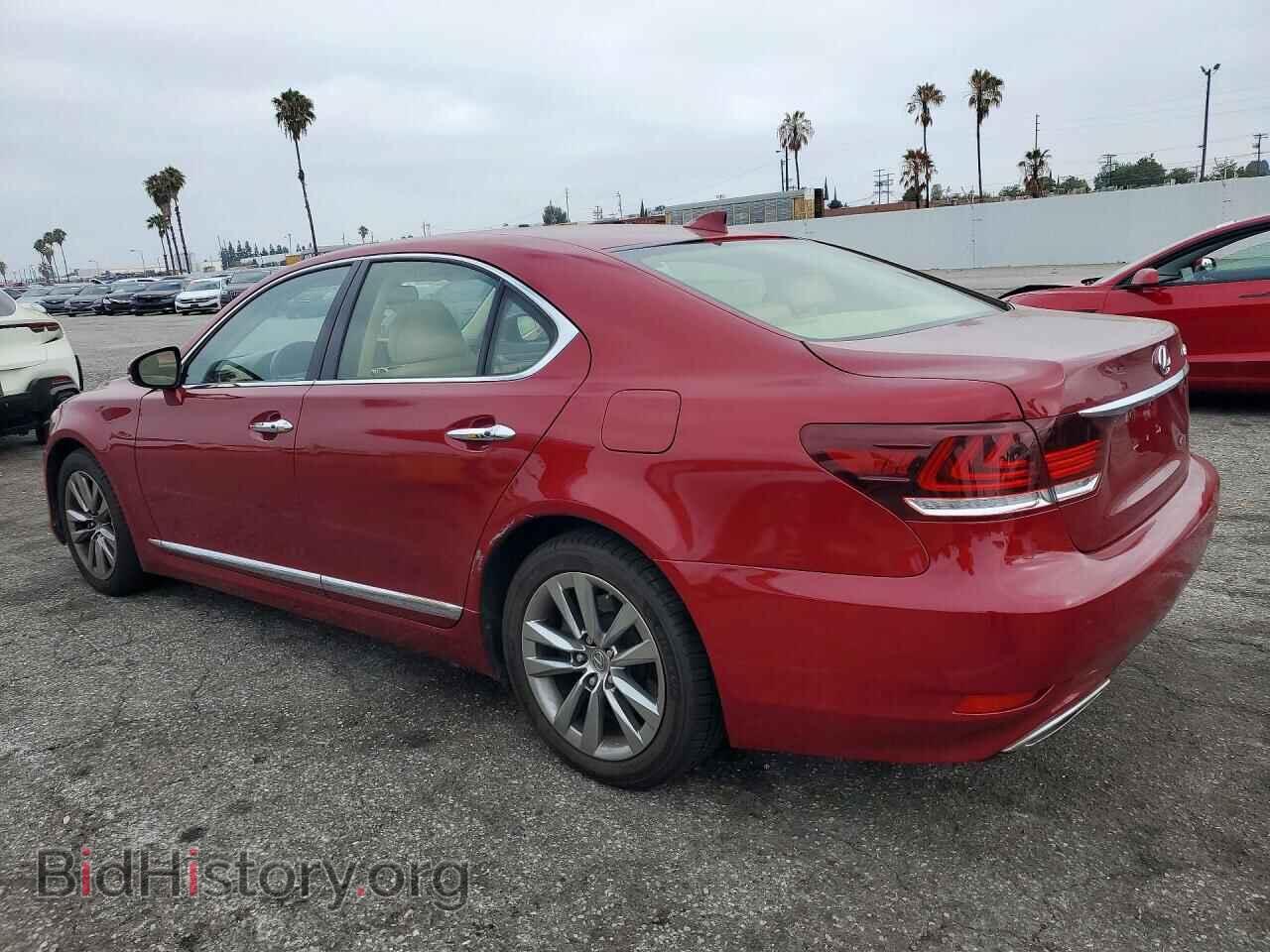 2016 LEXUS LS460 - VIN: JTHBL5EF9G5141056 - Photo 2