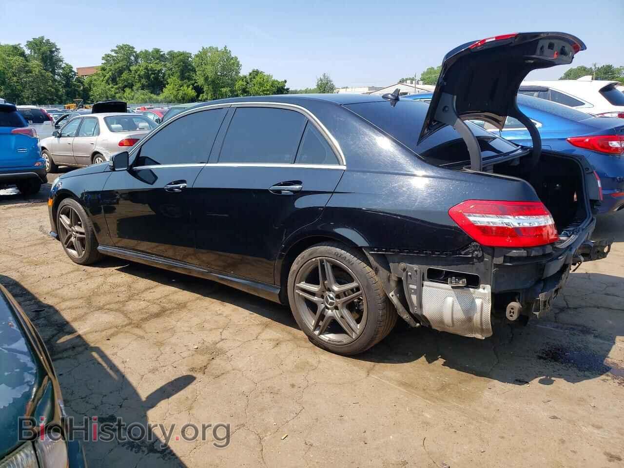 2012 MERCEDES-BENZ E-CLASS - VIN: WDDHF9BB9CA556459 - Фото 2