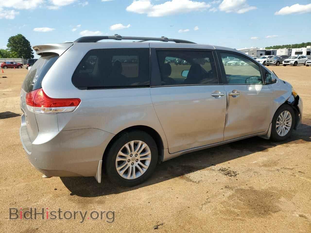 2013 TOYOTA All Models - VIN: 5TDYK3DC4DS325028 - Фото 3