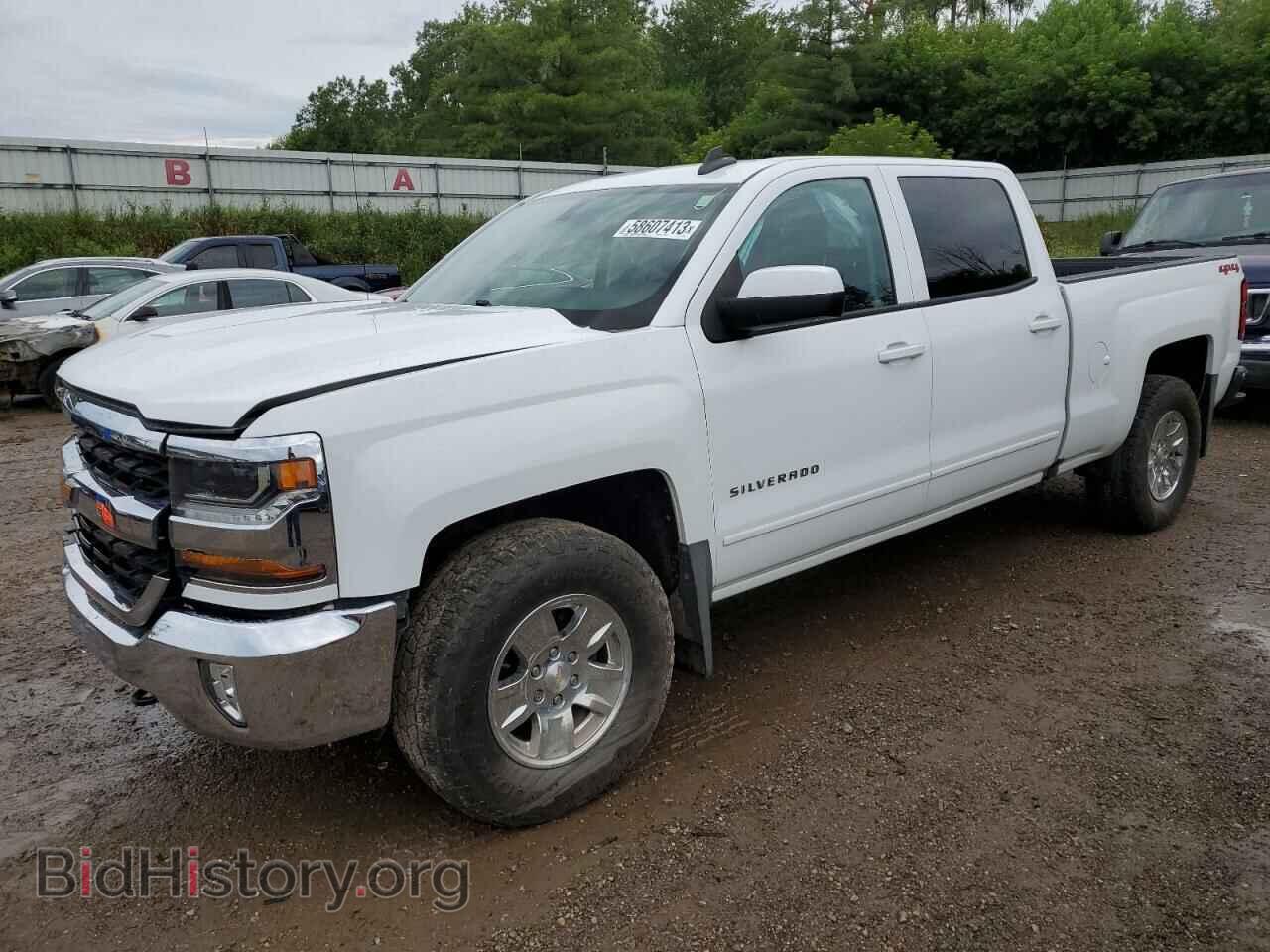 Photo 1GCUKREC7JF185231 - CHEVROLET ALL Models 2018