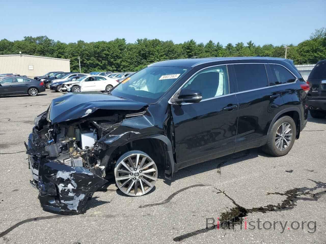 Photo 5TDJZRFH4JS561361 - TOYOTA HIGHLANDER 2018