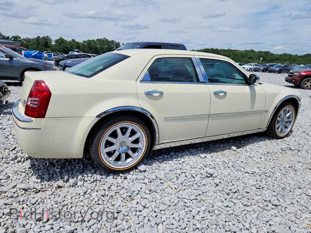 2010 CHRYSLER 300 - VIN: 2C3CA5CV0AH158192 - Photo 3