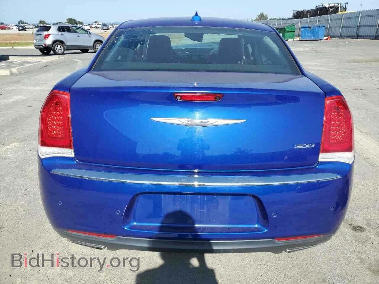 2019 CHRYSLER 300 - VIN: 2C3CCAEG2KH705854 - Фото 6