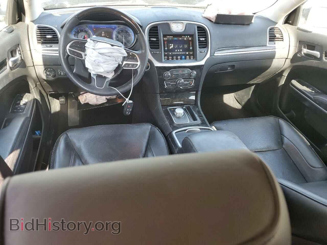 2019 CHRYSLER 300 - VIN: 2C3CCAEG2KH705854 - Фото 8