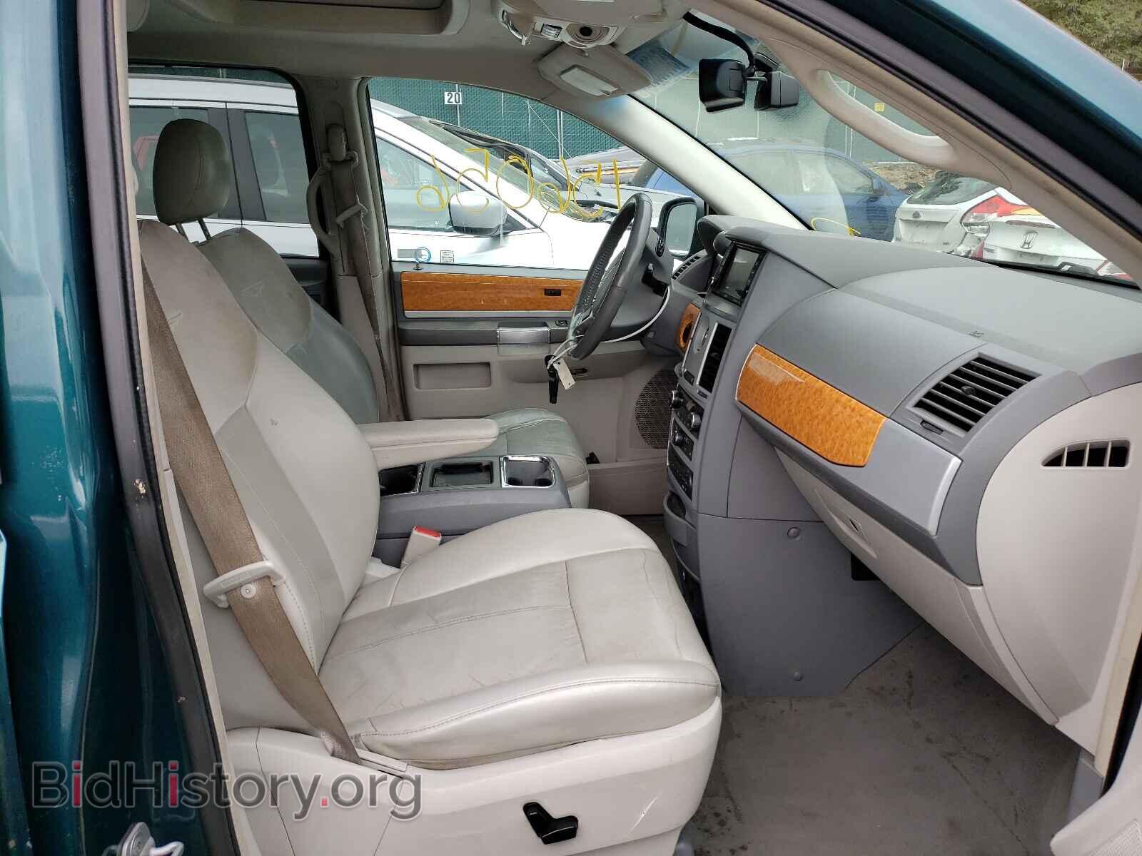 2009 CHRYSLER MINIVAN - VIN: 2A8HR64X19R624128 - Фото 5