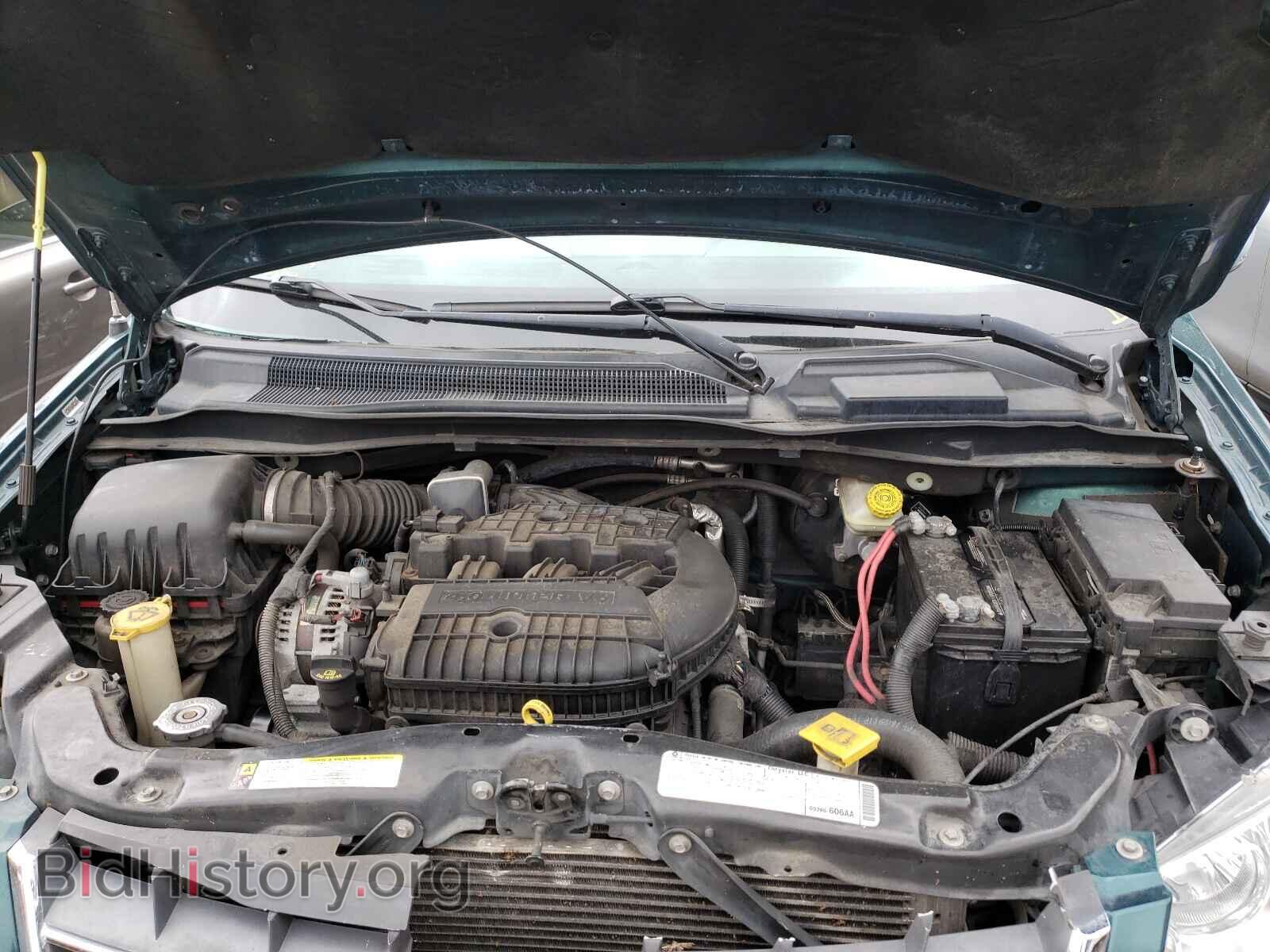 2009 CHRYSLER MINIVAN - VIN: 2A8HR64X19R624128 - Фото 7