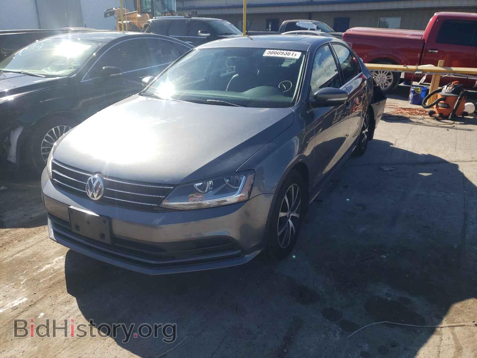 2017 VOLKSWAGEN JETTA - VIN: 3VWDB7AJ6HM388885 - Фото 2