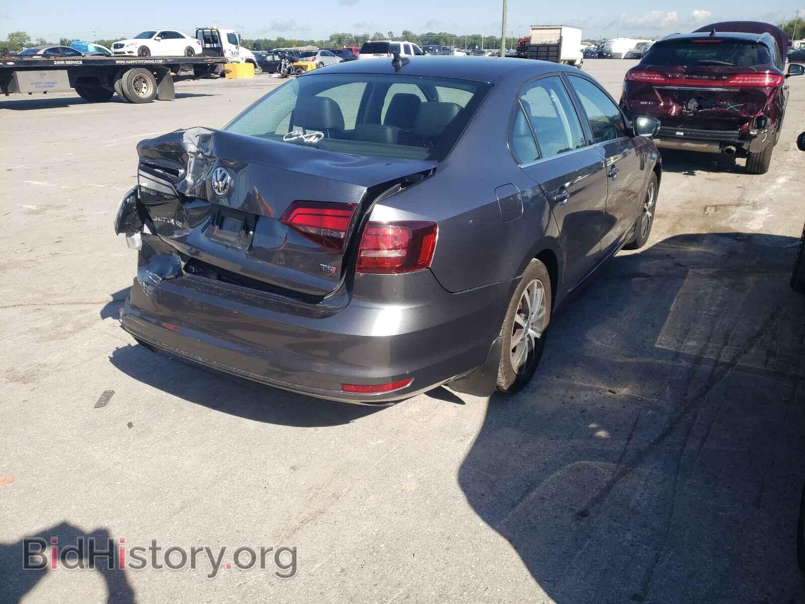 2017 VOLKSWAGEN JETTA - VIN: 3VWDB7AJ6HM388885 - Фото 4