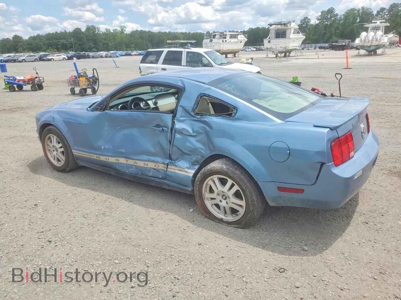 2007 FORD MUSTANG - VIN: 1ZVHT80N275219220 - Фото 2
