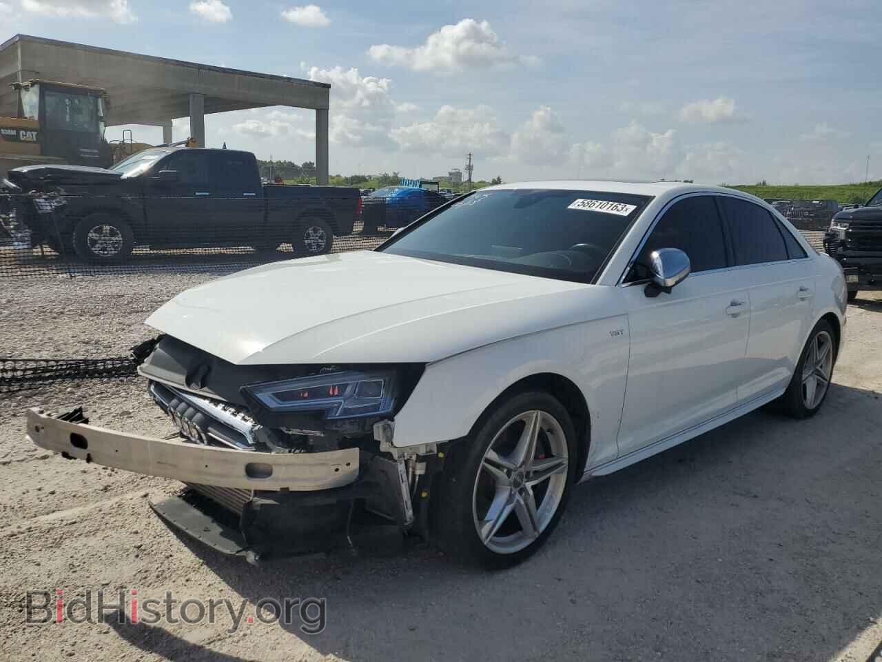 Фотография WAUB4AF49JA001945 - AUDI S4/RS4 2018