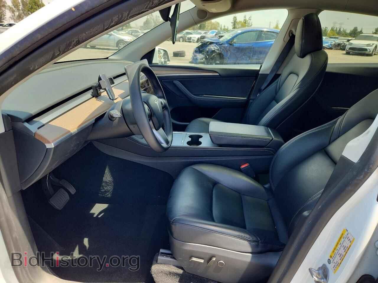 2025 TESLA MODEL Y - VIN: 7SAYGDED6SF272660 - Photo 7