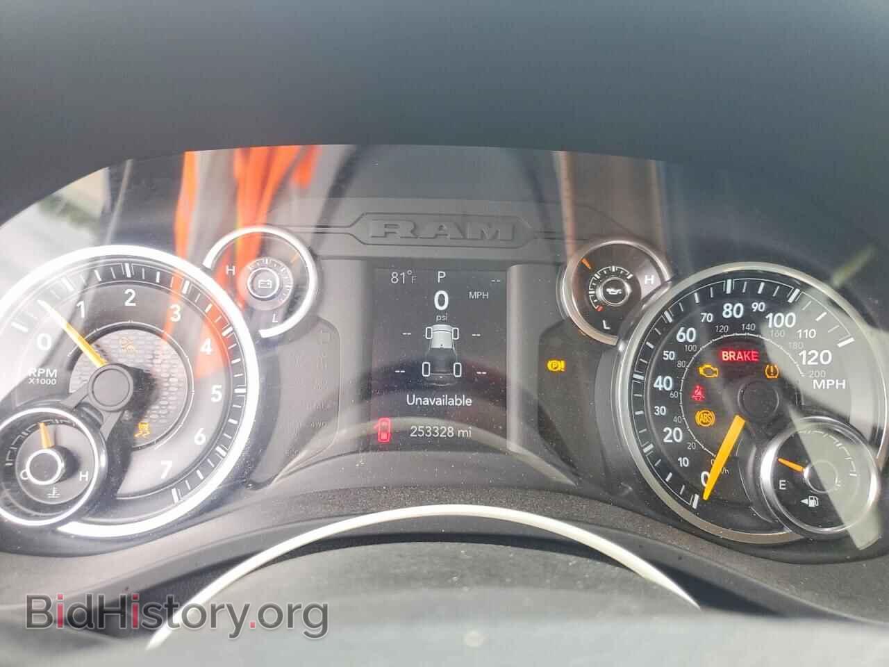 2019 RAM 1500 - VIN: 1C6RRECT6KN625158 - Фото 9