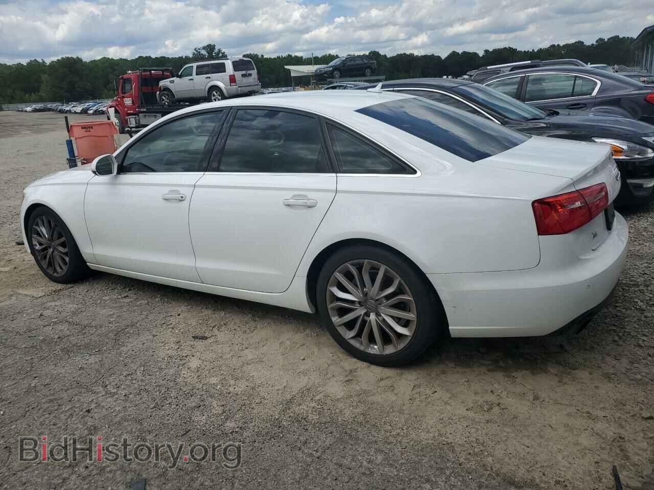 2013 AUDI A6 - VIN: WAUDFAFC2DN011787 - Фото 2