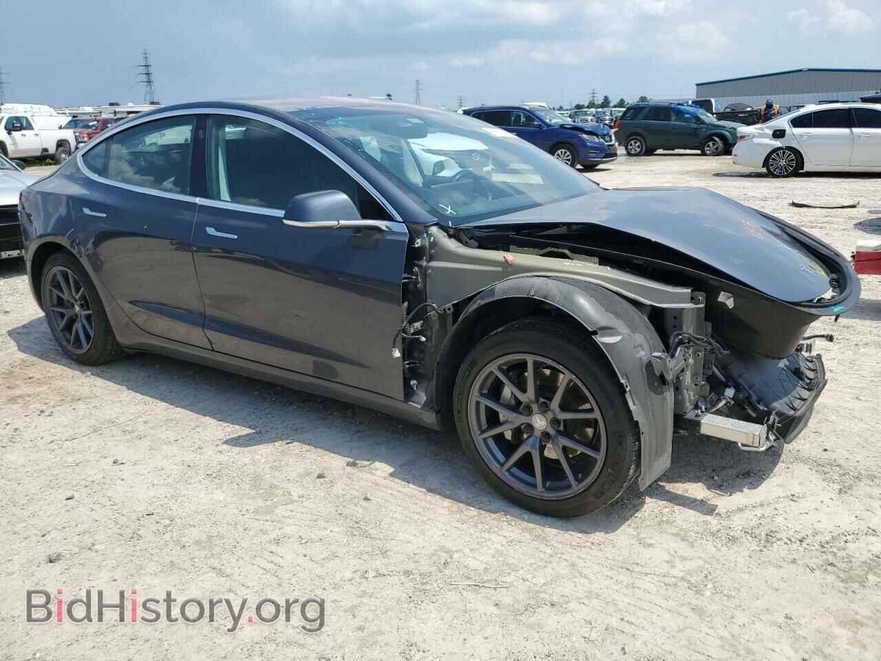 2017 TESLA MODEL 3 - VIN: 5YJ3E1EAXHF000901 - Photo 4