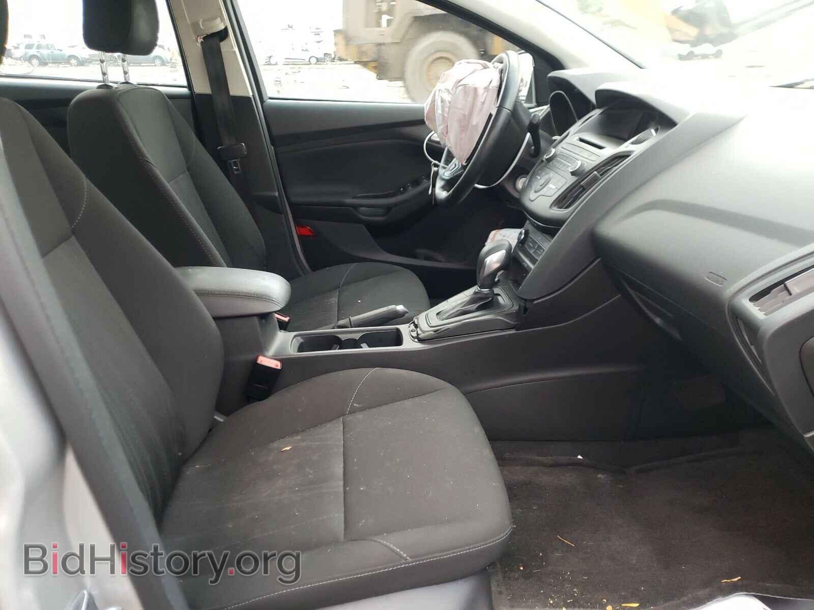 2017 FORD FOCUS - VIN: 1FADP3F28HL243921 - Photo 5
