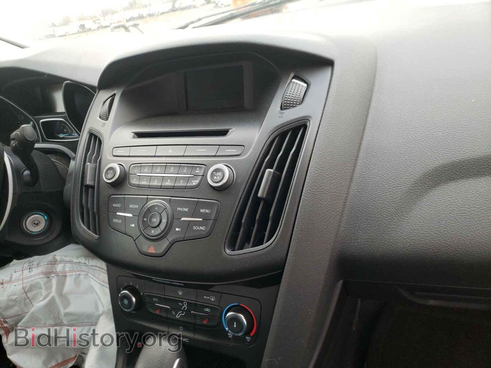 2017 FORD FOCUS - VIN: 1FADP3F28HL243921 - Photo 9