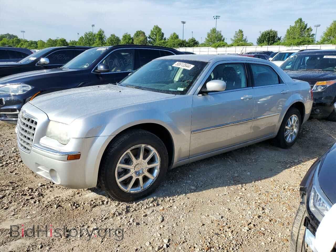 Photo 2C3LK33GX8H236071 - CHRYSLER 300 2008