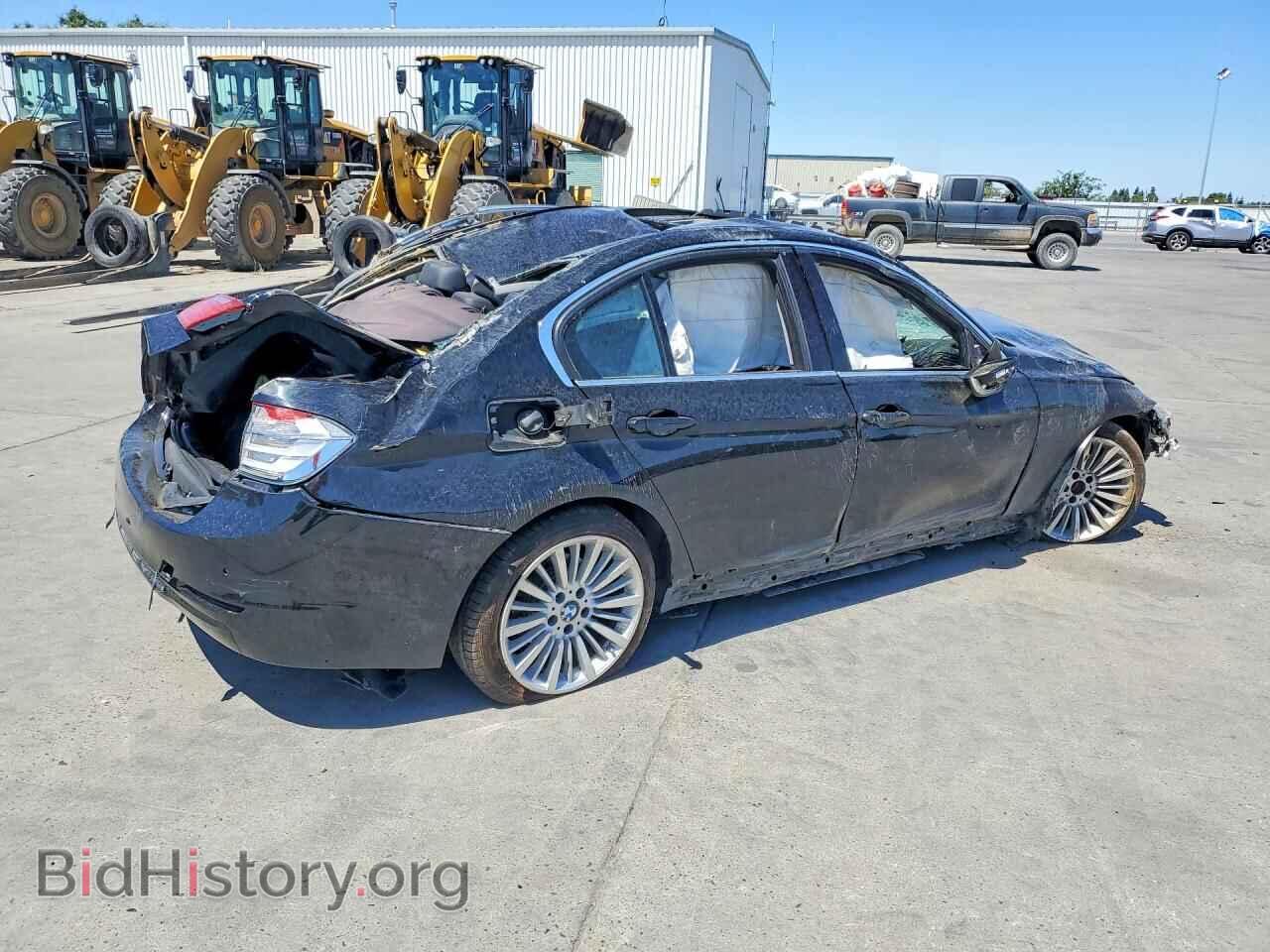 2012 BMW 3 SERIES - VIN: WBA3C1C58CF430228 - Photo 3