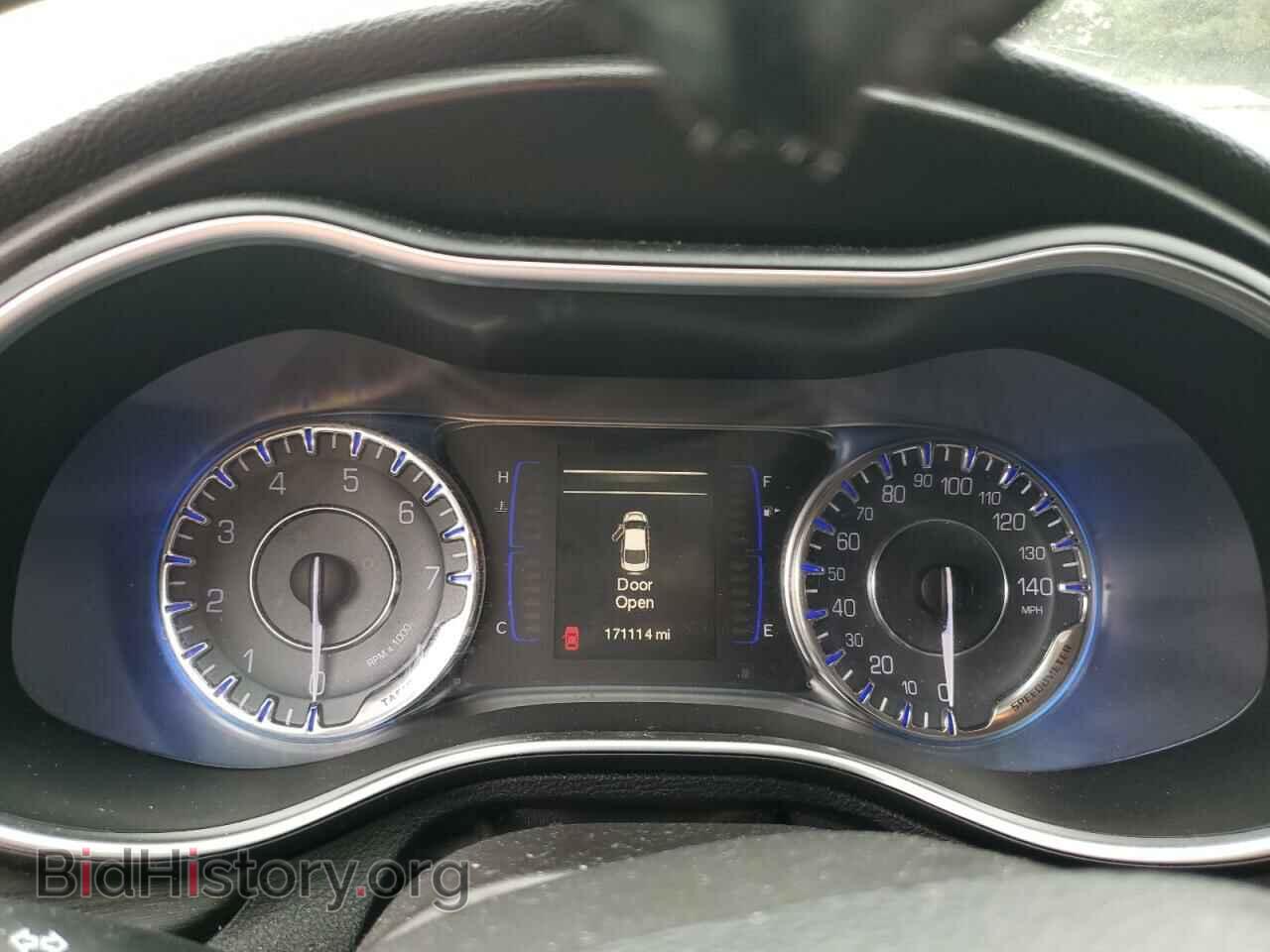 2015 CHRYSLER 200 - VIN: 1C3CCCABXFN556497 - Фото 9