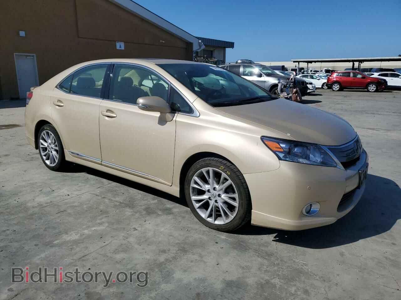 2010 LEXUS HS - VIN: JTHBB1BA0A2010692 - Photo 4
