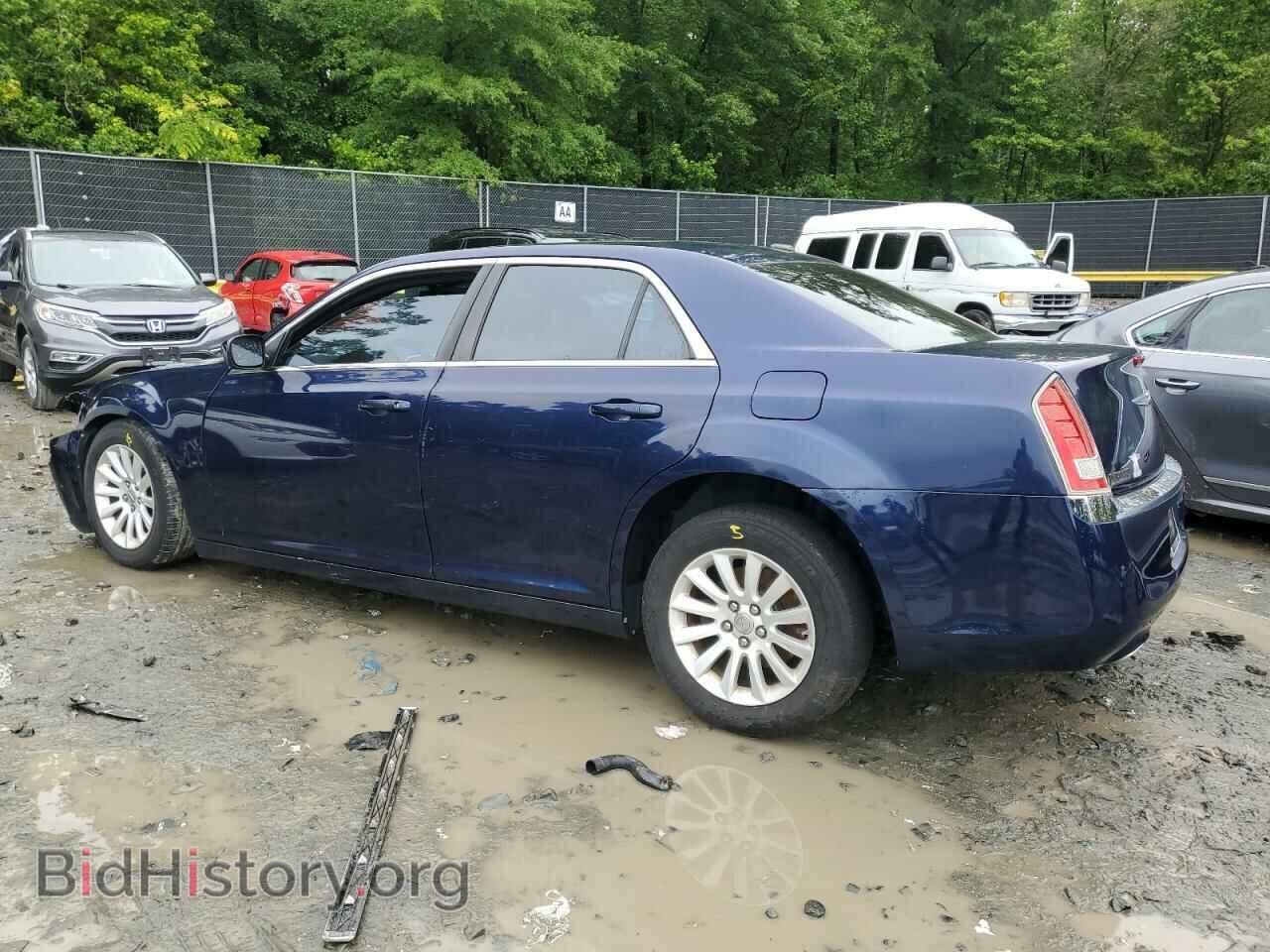 2013 CHRYSLER 300 - VIN: 2C3CCAAG6DH596257 - Фото 2