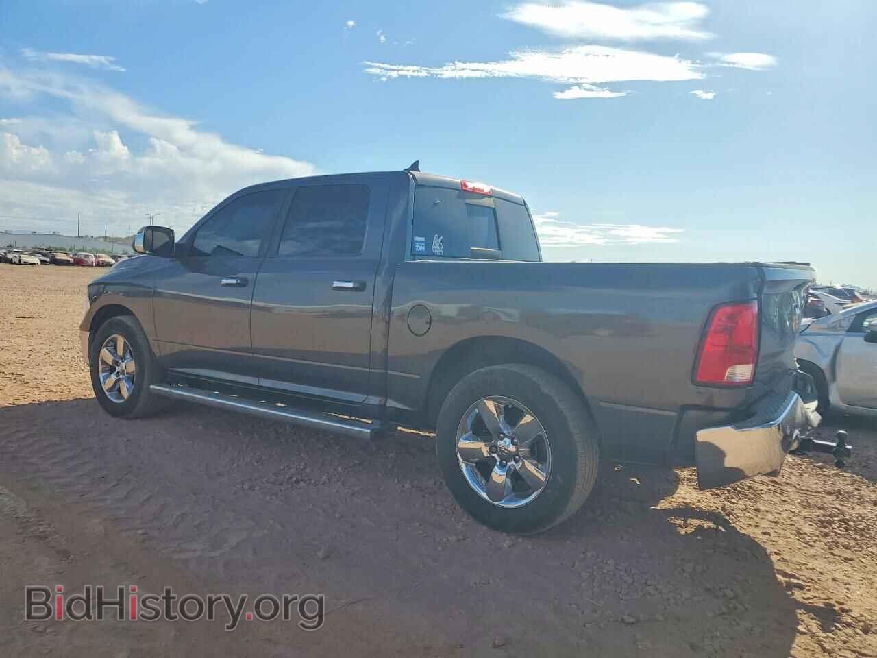 2016 RAM 1500 - VIN: 1C6RR6LT2GS107529 - Фото 2