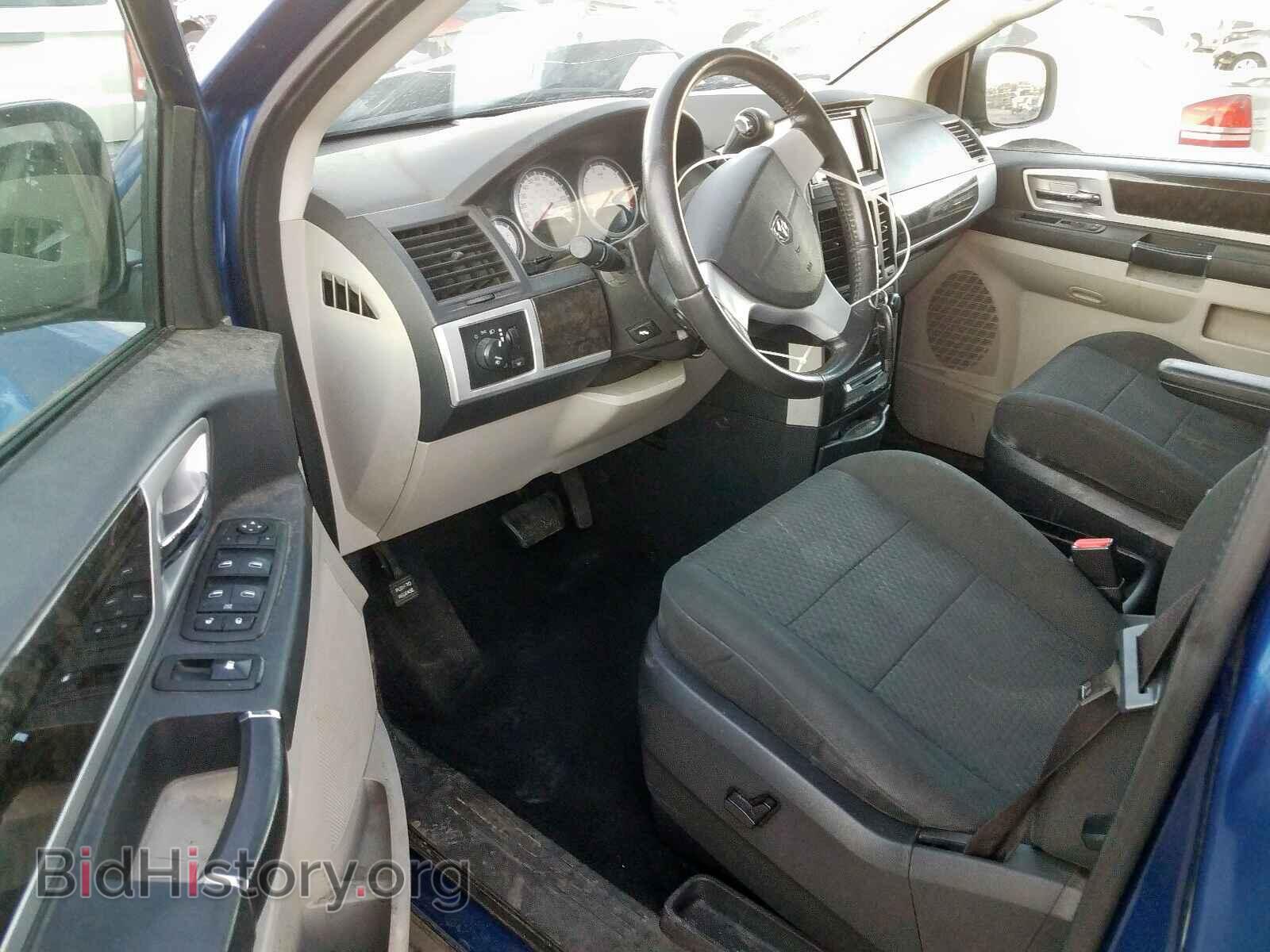 2010 DODGE CARAVAN - VIN: 2D4RN5D10AR444871 - Фото 9