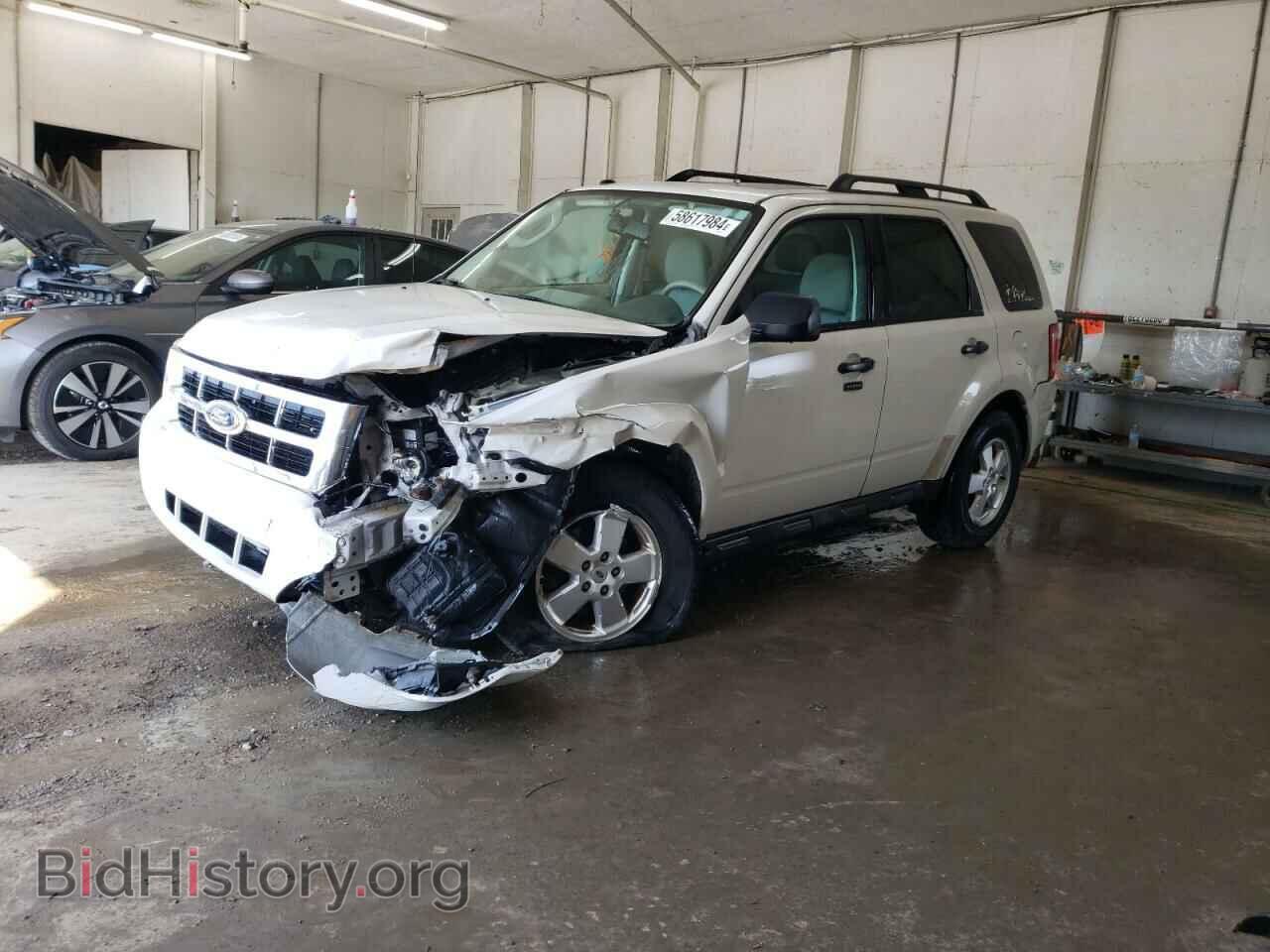 Photo 1FMCU9D70BKB38461 - FORD ESCAPE 2011