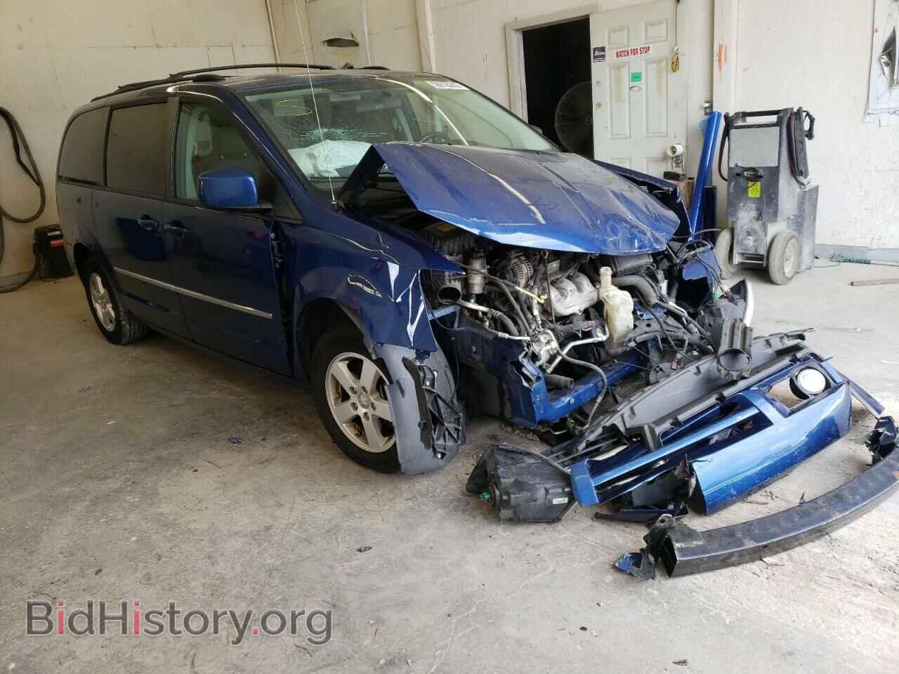 Photo 2D4RN5D12AR210893 - DODGE CARAVAN 2010