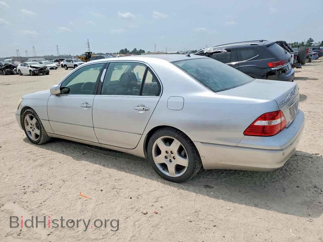 2005 LEXUS LS430 - VIN: JTHBN36F655020723 - Photo 2