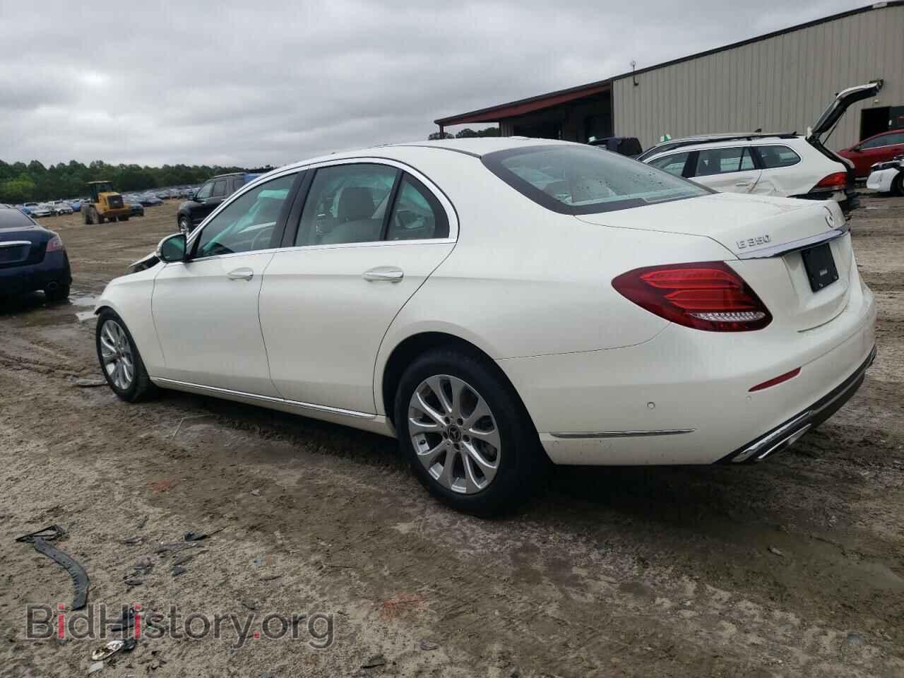 2020 MERCEDES-BENZ E-CLASS - VIN: W1KZF8DB9LA770590 - Фото 2