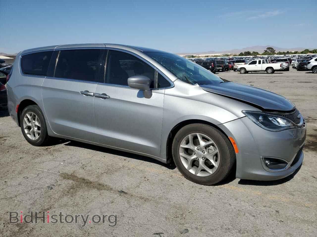 2019 CHRYSLER PACIFICA - VIN: 2C4RC1FGXKR588006 - Фото 4