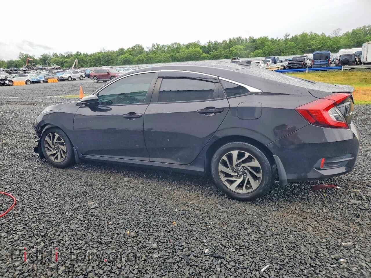 2018 HONDA CIVIC - VIN: 2HGFC2F73JH507734 - Фото 2