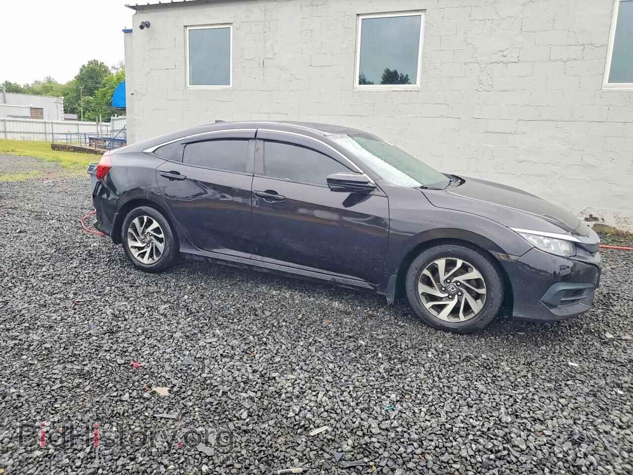 2018 HONDA CIVIC - VIN: 2HGFC2F73JH507734 - Фото 4
