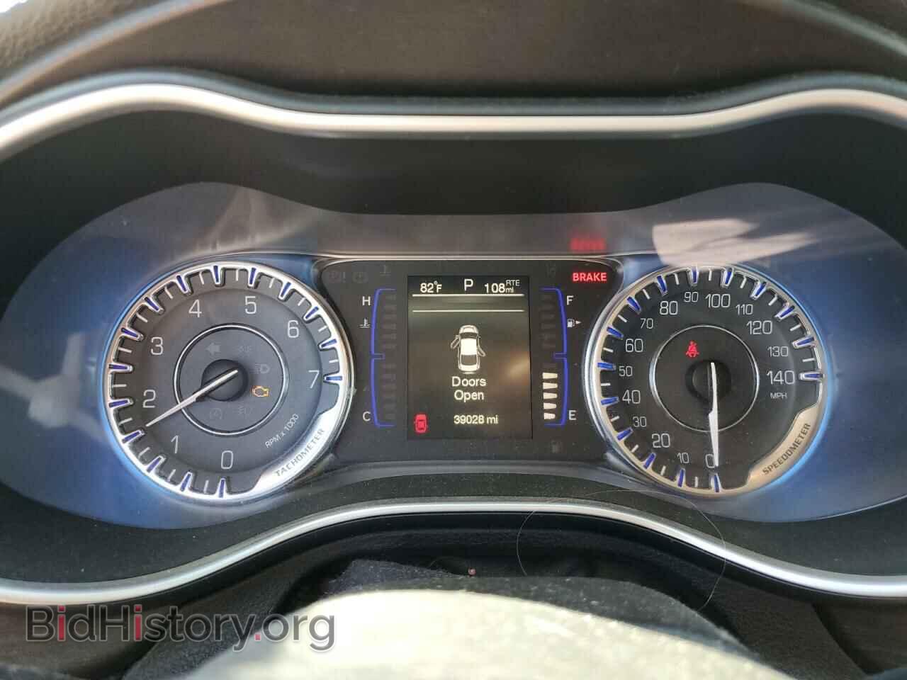 2015 CHRYSLER 200 - VIN: 1C3CCCAB1FN667987 - Фото 9