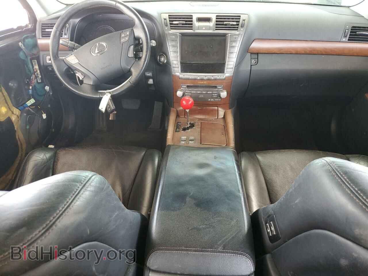 2010 LEXUS LS460 - VIN: JTHBL5EF2A5096758 - Photo 8