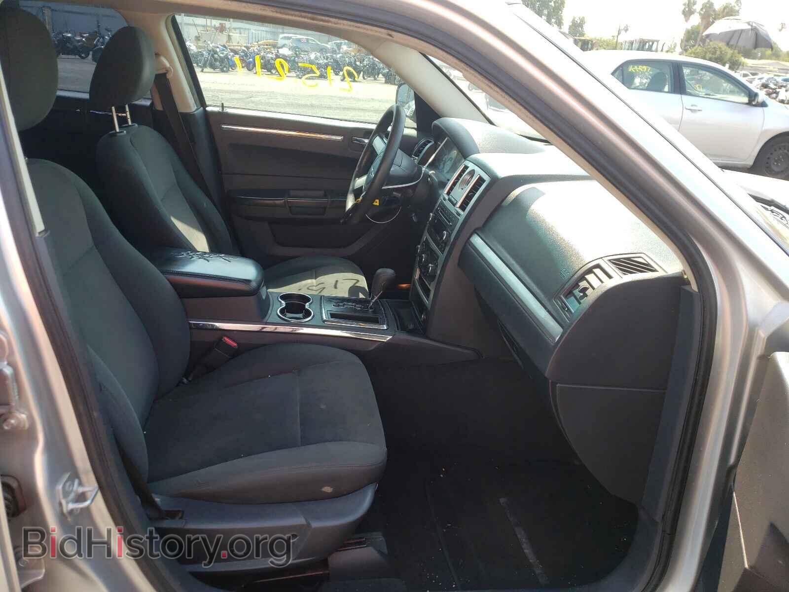2009 CHRYSLER 300 - VIN: 2C3KA43D79H516963 - Фото 5