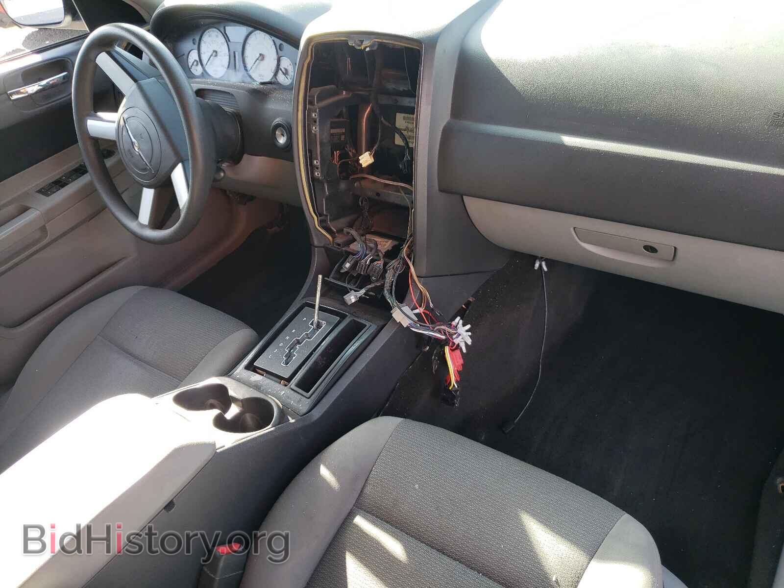 2006 CHRYSLER 300 - VIN: 2C3KA43RX6H286035 - Фото 9