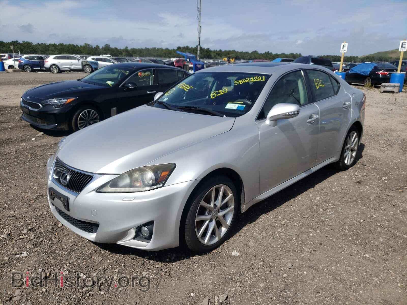 2011 LEXUS IS - VIN: JTHCE5C28B5000356 - Фото 2