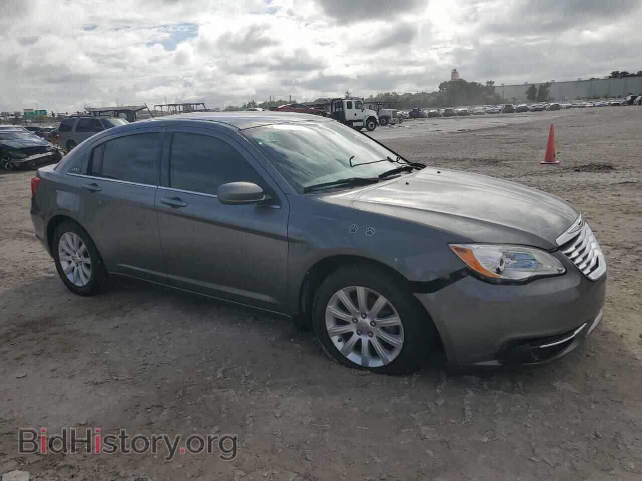 2013 CHRYSLER 200 - VIN: 1C3CCBBB4DN569882 - Фото 4