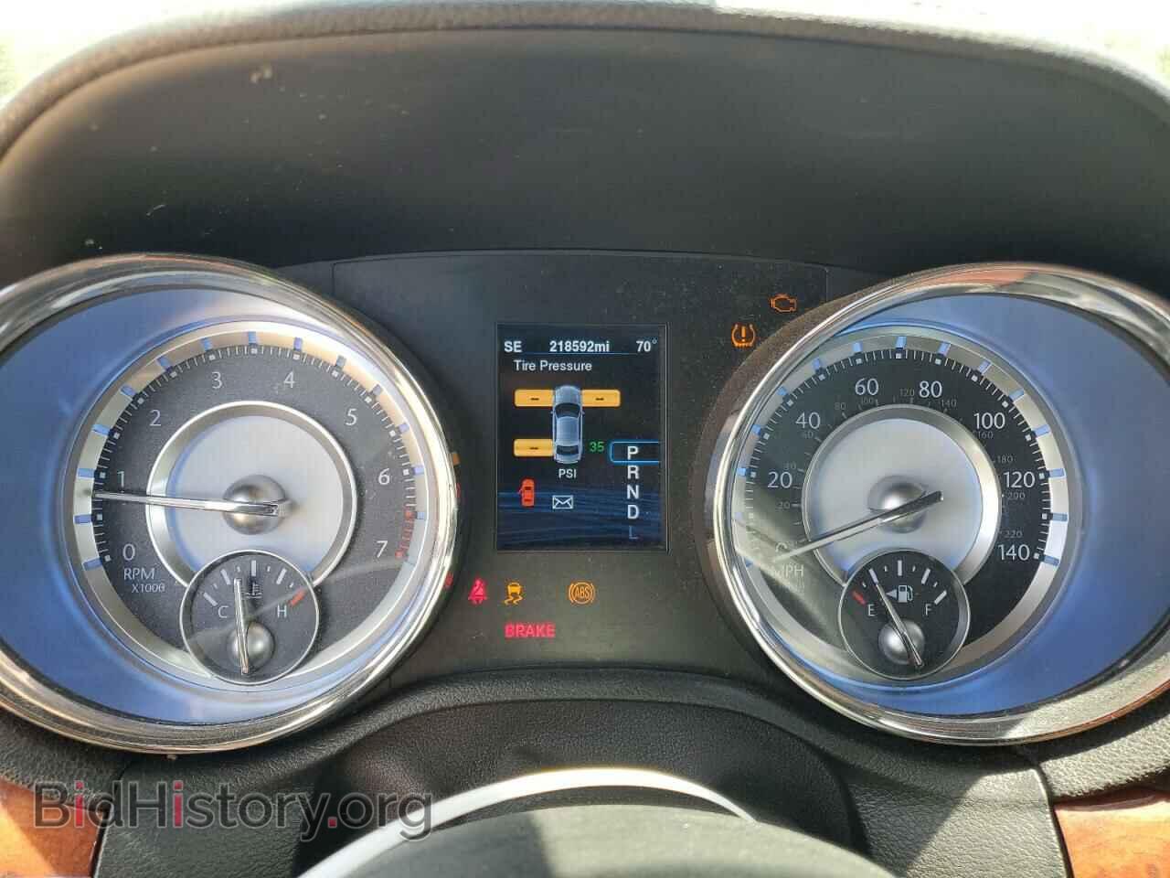 2014 CHRYSLER 300 - VIN: 2C3CCAAGXEH235793 - Фото 9