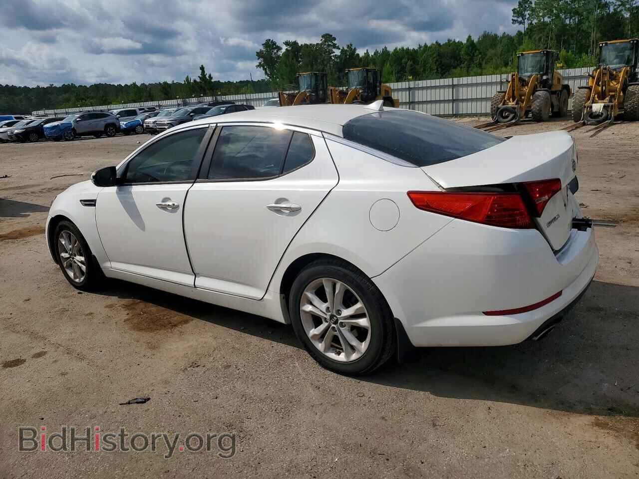 2011 KIA OPTIMA - VIN: KNAGN4A76B5153052 - Photo 2